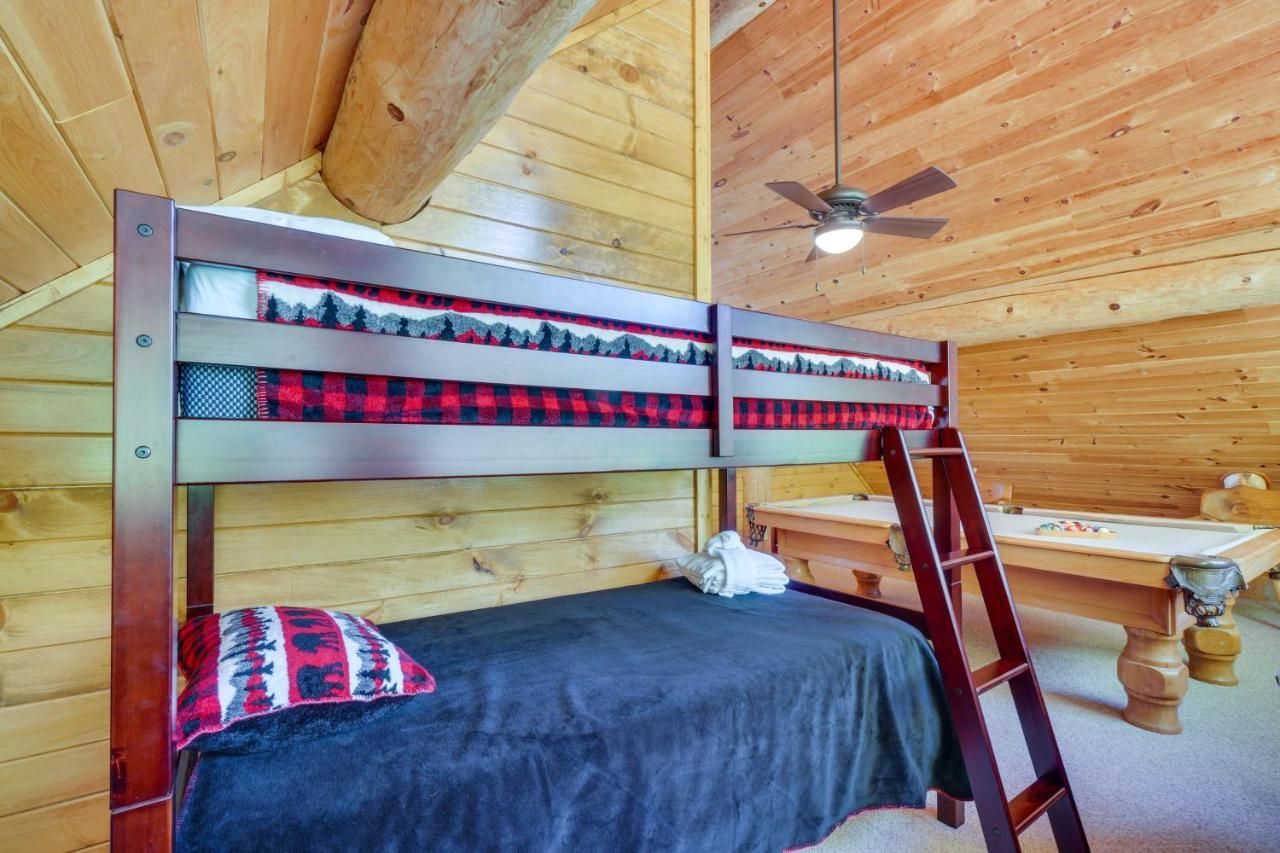 Idyllic Gatlinburg Cabin With Hot Tub And Balcony! Exteriér fotografie