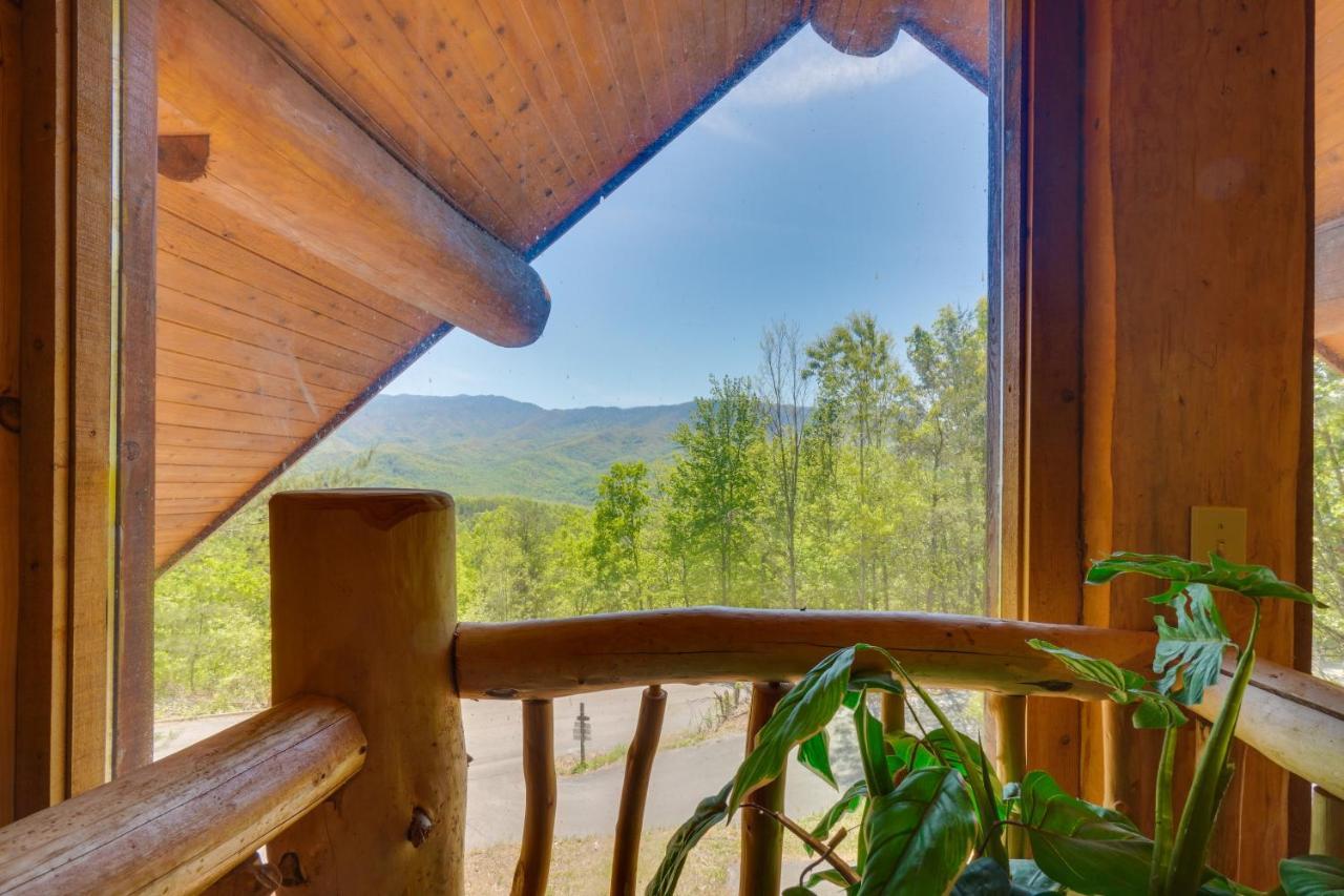 Idyllic Gatlinburg Cabin With Hot Tub And Balcony! Exteriér fotografie